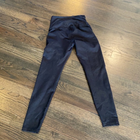 Beyond Yoga Black Leggings XS EUC - Picture 11 of 11